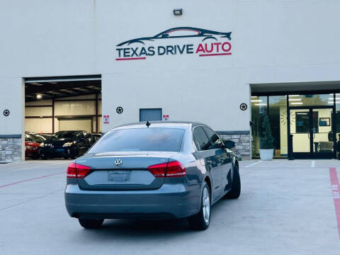 2014 Volkswagen Passat 1.8T S