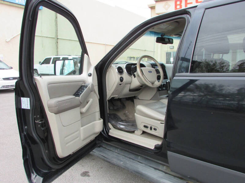 2006 Ford Explorer XLT
