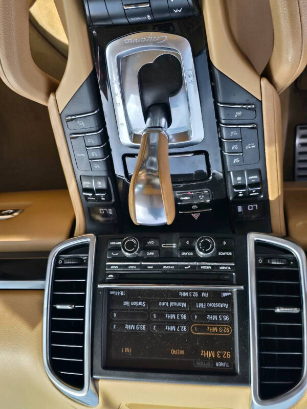 2013 Porsche Cayenne S