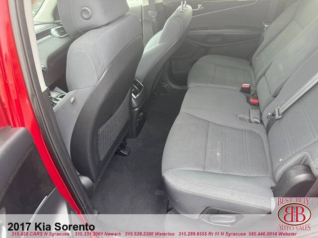 2017 Kia Sorento LX
