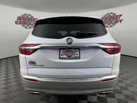 2020 Buick Enclave Essence