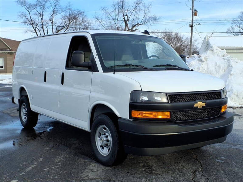 2025 Chevrolet Express 2500