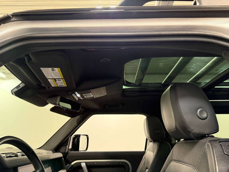 2022 Land Rover Defender 90 X-Dynamic S