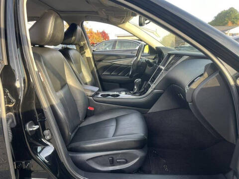 2017 Infiniti Q50 2.0T