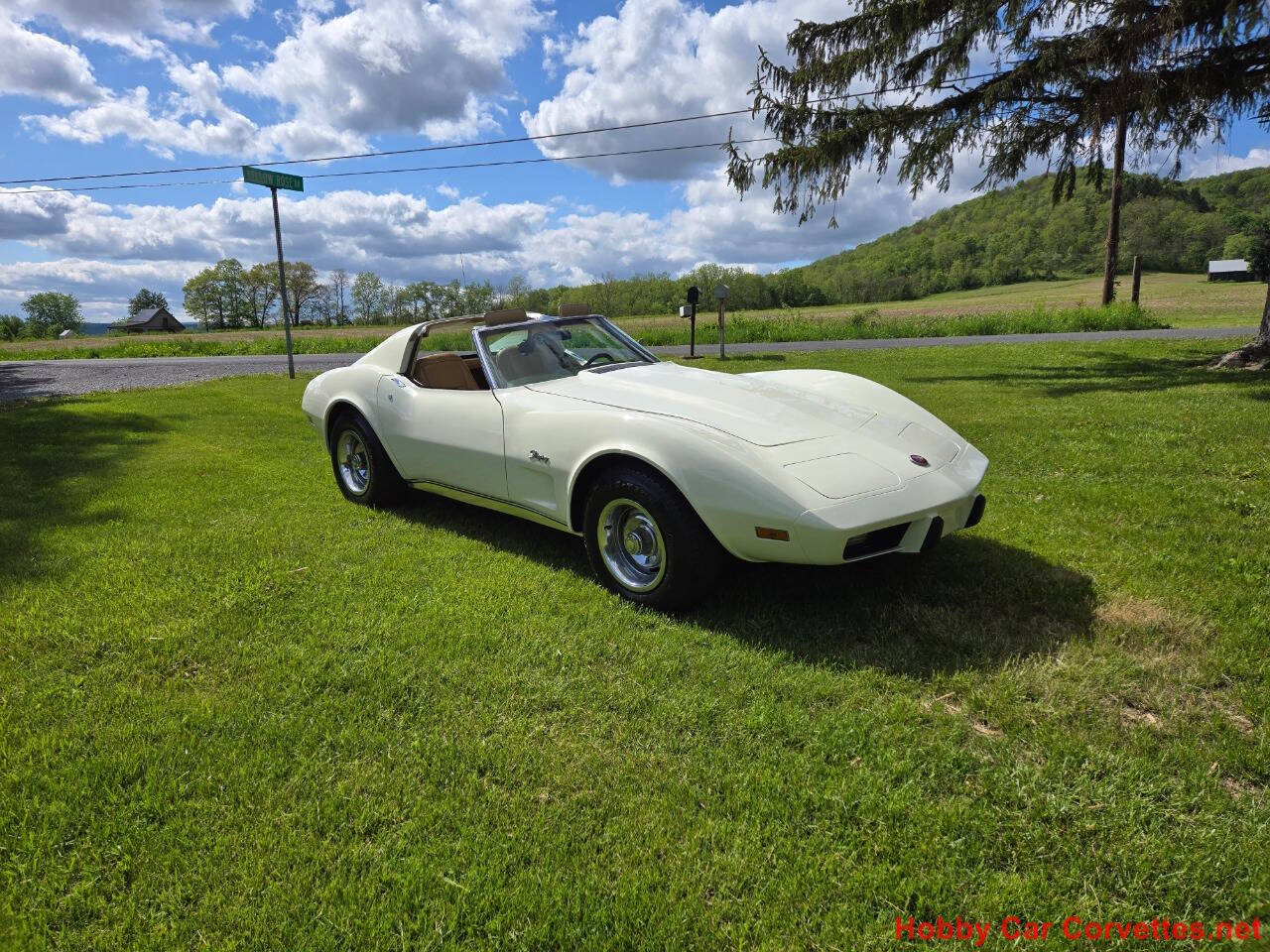 1976 Chevrolet Corvette 3