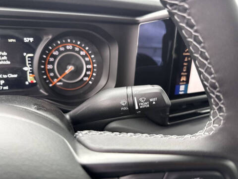 2025 Jeep Gladiator Mojave X