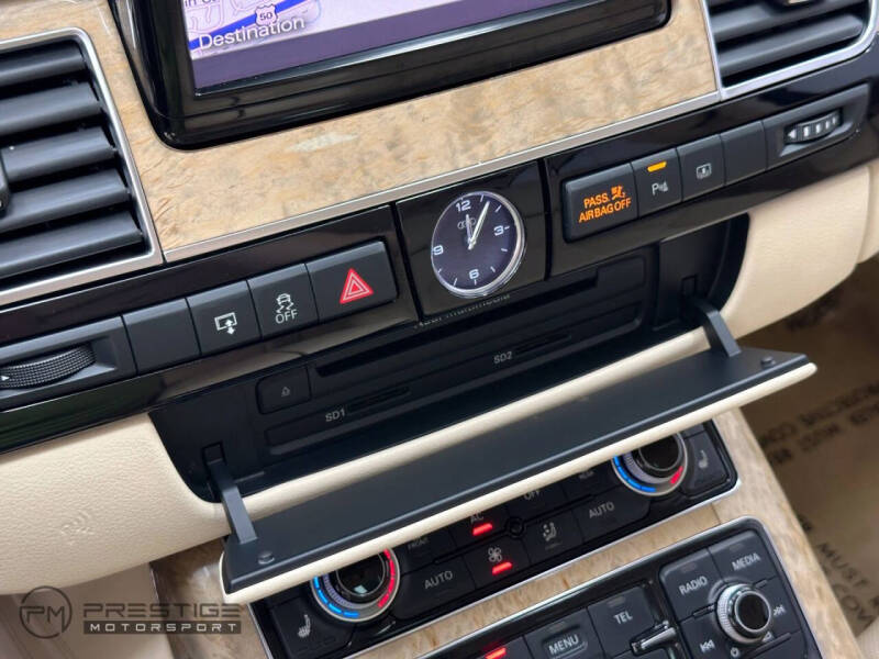 2011 Audi A8 L quattro