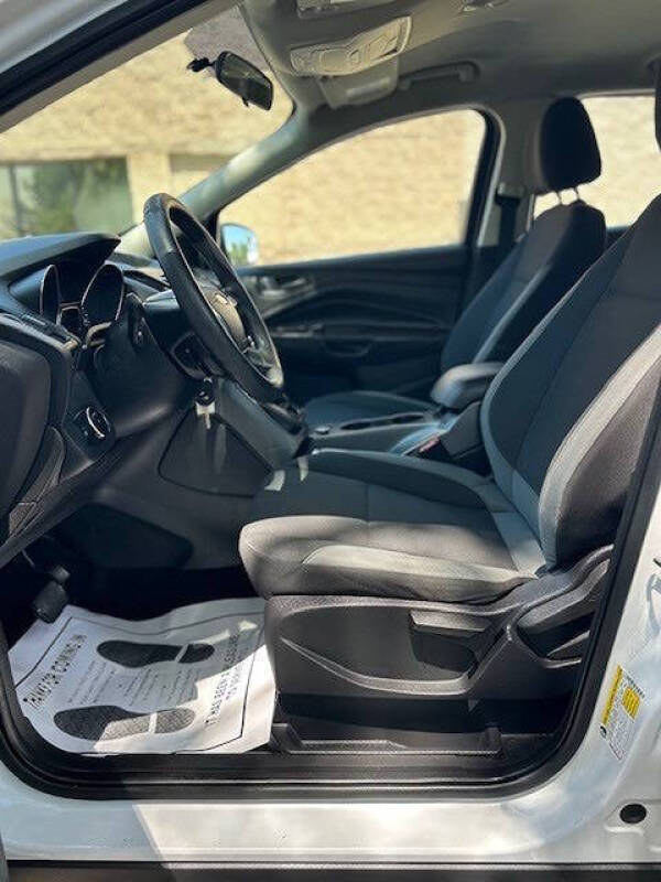 2014 Ford Escape S
