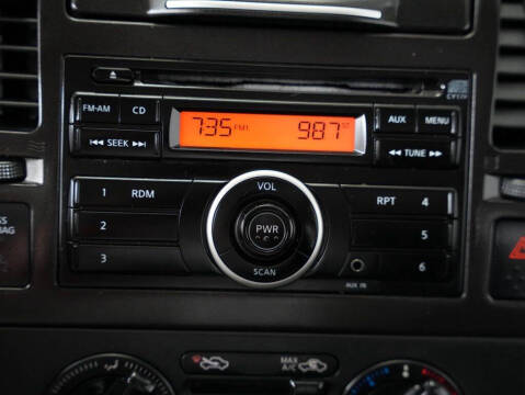 2012 Nissan Versa 1.8 S