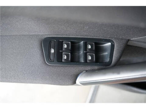 2016 Volkswagen e-Golf SE