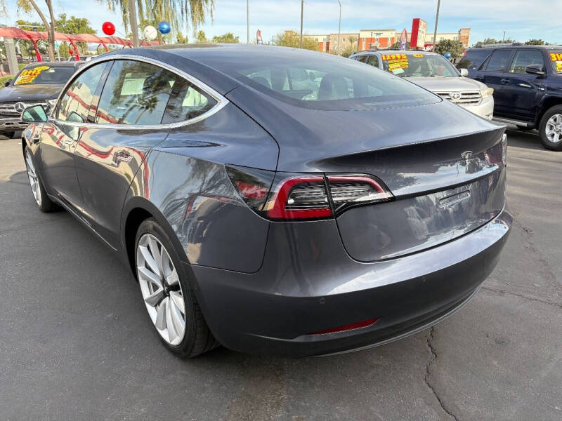 2020 Tesla Model 3 Standard Range Plus