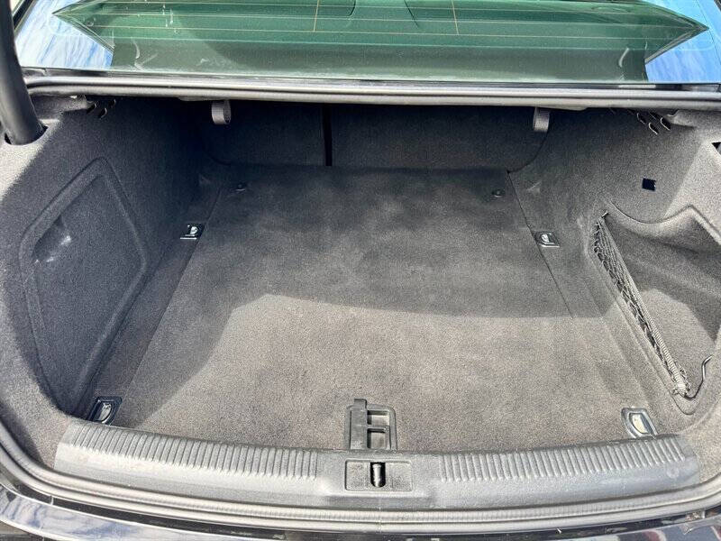 2015 Audi A4 2.0T quattro Premium Plus