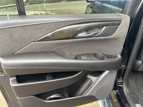 2019 Cadillac Escalade ESV Platinum