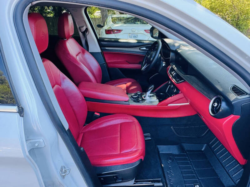 2018 Alfa Romeo Stelvio Ti