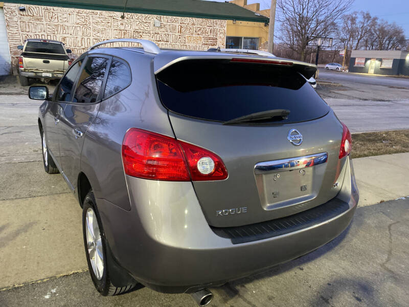2013 Nissan Rogue SV