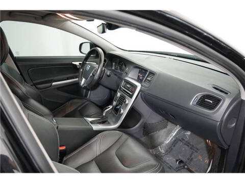 2018 Volvo S60 T5 Dynamic