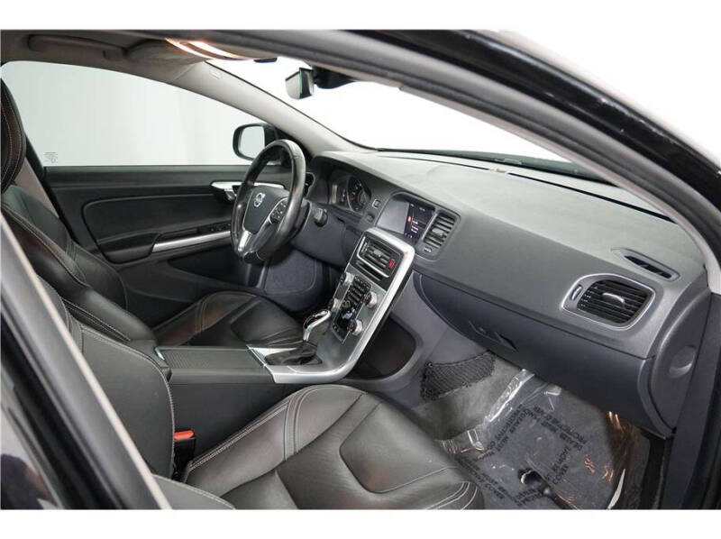 2018 Volvo S60 T5 Dynamic