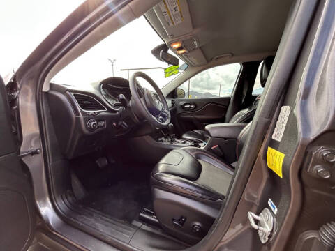 2020 Jeep Cherokee Trailhawk