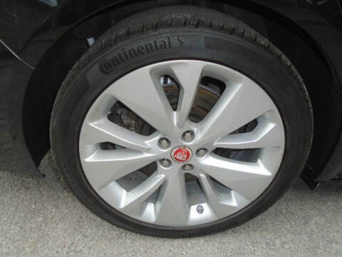 2022 Jaguar XF P300 R-Dynamic SE