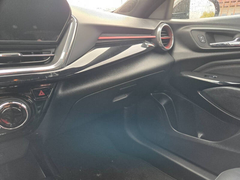 2025 Chevrolet Trax RS