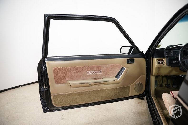 1989 Ford Mustang LX 5.0