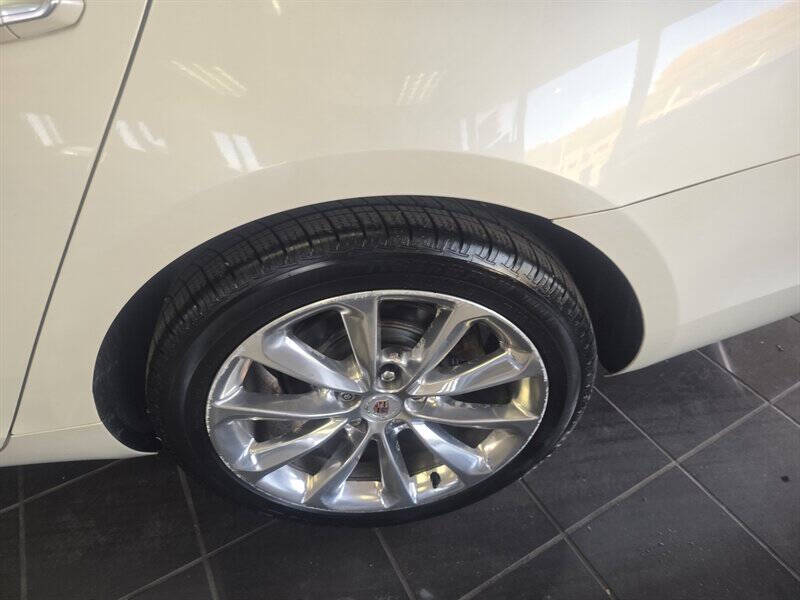 2014 Cadillac XTS Luxury Collection