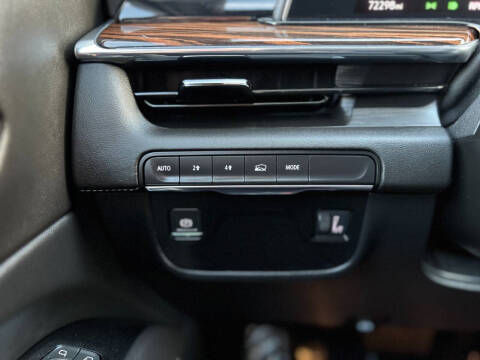 2022 Cadillac Escalade ESV Luxury