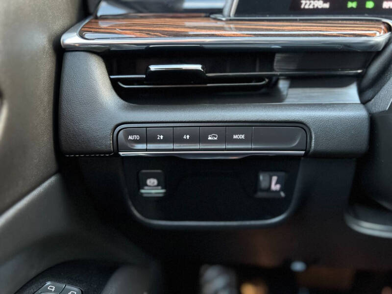 2022 Cadillac Escalade ESV Luxury