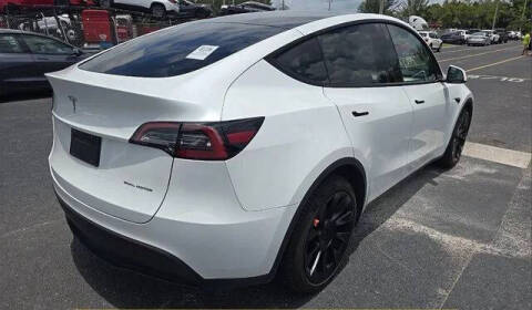 2023 Tesla Model Y Long Range