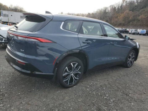 2025 Toyota Crown Signia XLE