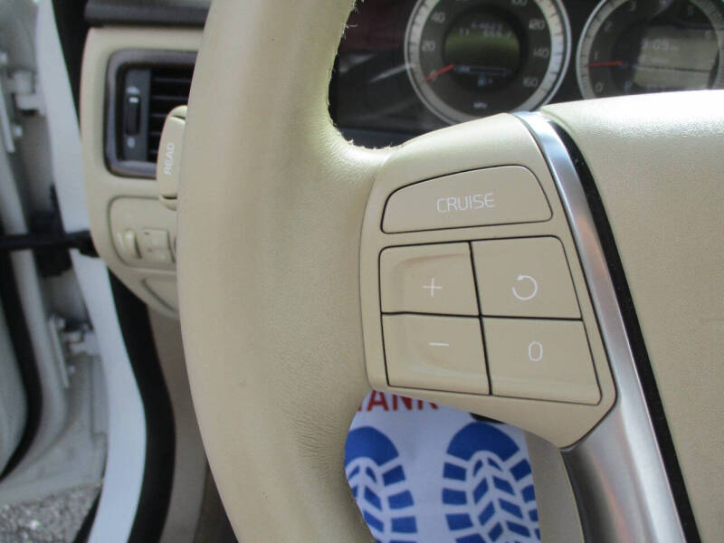 2012 Volvo XC70 3.2 Platinum