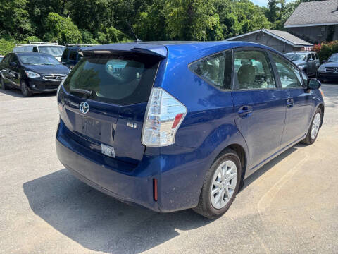 2012 Toyota Prius v Three