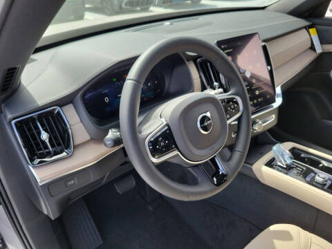 2026 Volvo XC90 B6 Plus 7P