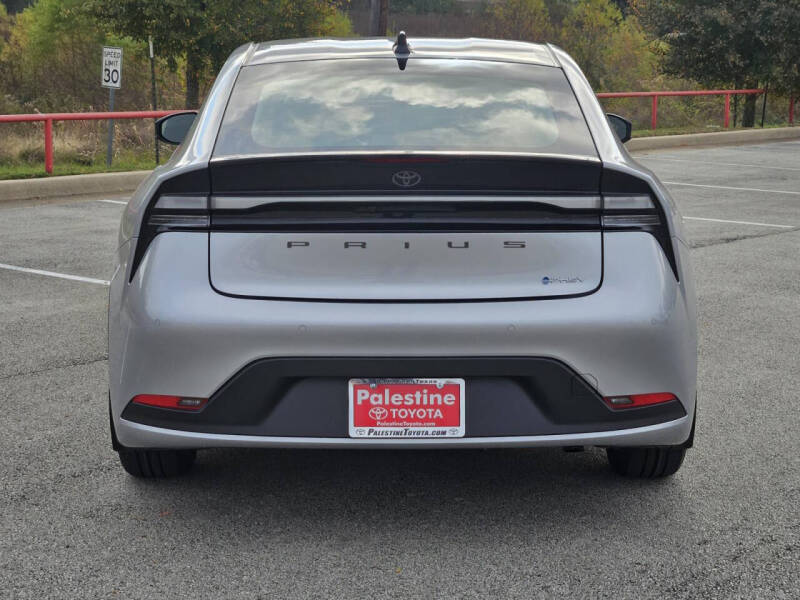 2026 Toyota Prius Plug-in Hybrid SE