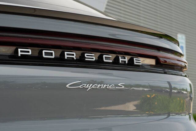 2025 Porsche Cayenne S Coupe