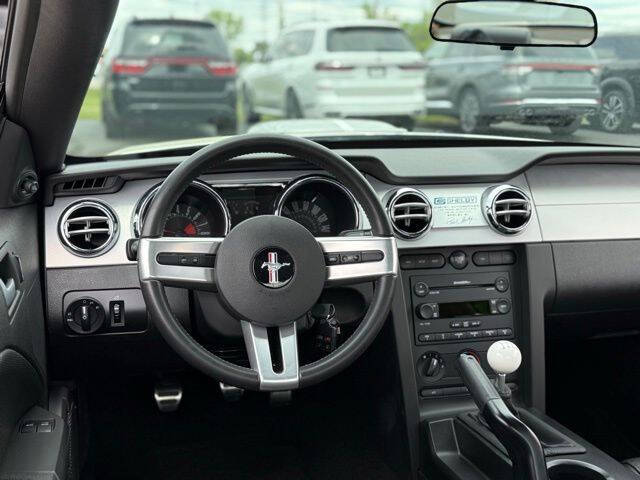 2007 Ford Mustang GT Deluxe