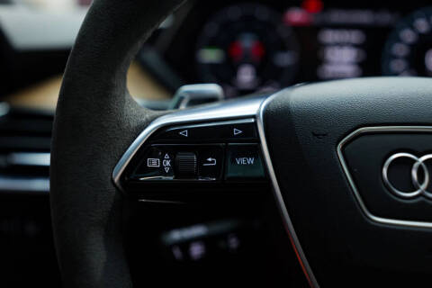 2023 Audi e-tron GT quattro Premium Plus