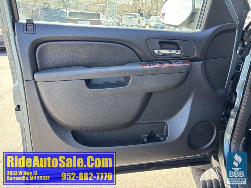 2011 Chevrolet Avalanche LS