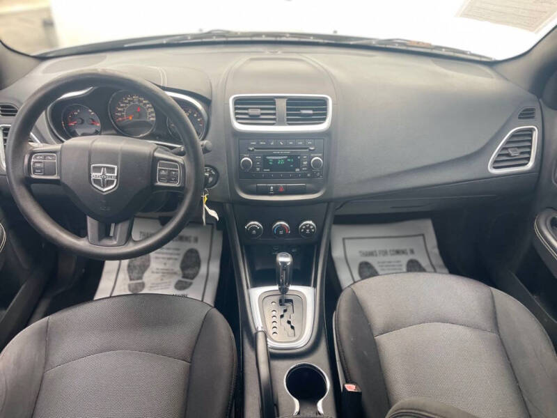 2013 Dodge Avenger SE