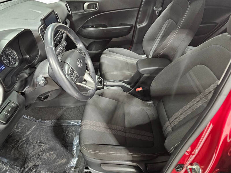 2022 Hyundai Venue SEL