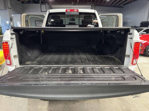 2016 RAM 1500 Laramie