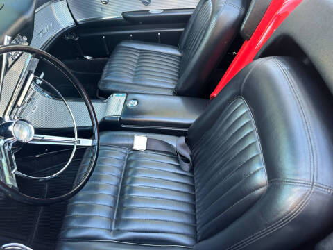 1962 Ford Thunderbird