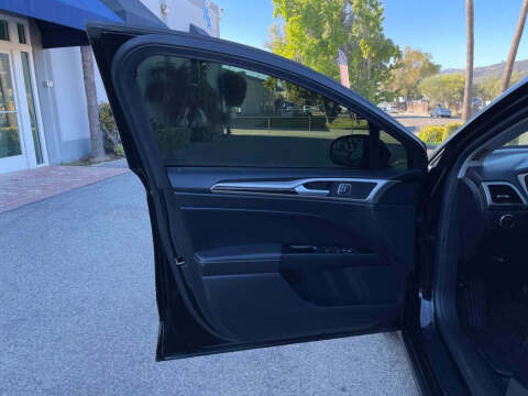 2016 Ford Fusion SE