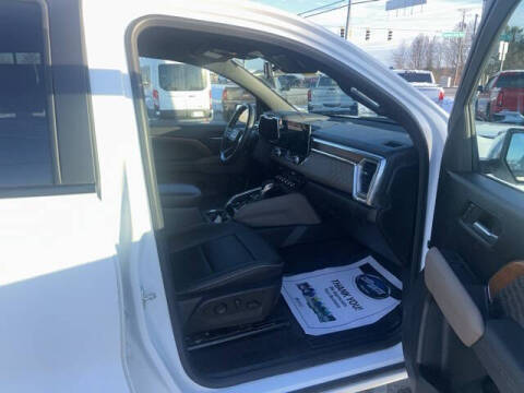 2023 GMC Canyon Denali