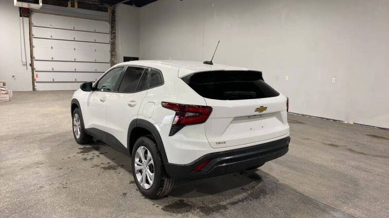 2025 Chevrolet Trax LS