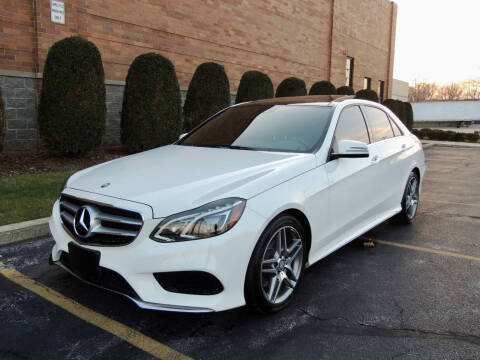 2015 Mercedes-Benz E-Class for sale at R & I Auto in Lake Bluff IL
