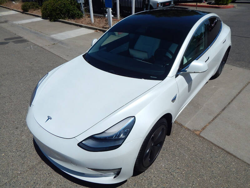 2018 Tesla Model 3 Long Range