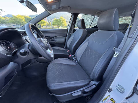2018 Nissan Kicks S