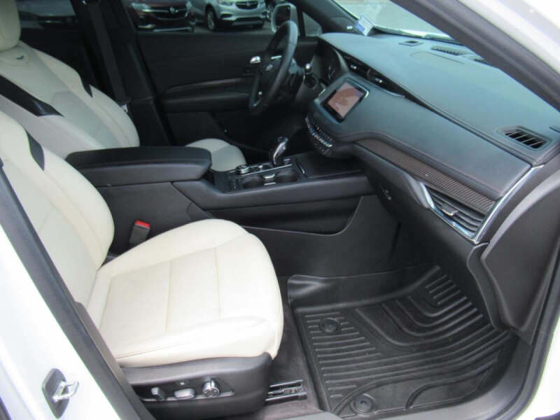 2019 Cadillac XT4 Sport