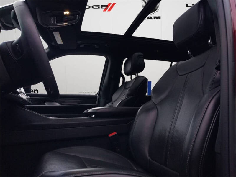 2022 Jeep Wagoneer Series III